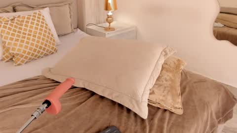 Katie online show from January 29, 2025, 5:13 pm