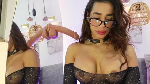 Katie online show from May 15, 2026, 10:22 am