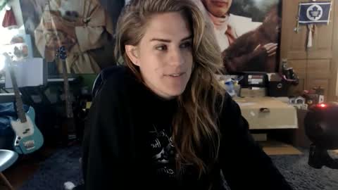 Katie online show from October 16, 2025, 5:41 am