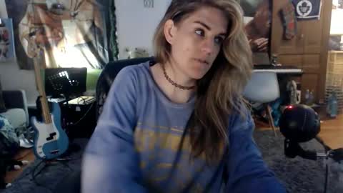 Snapshot of katiecutie_5 chatting on June 3, 2026, 4:37 am Katie online show from June 3, 2026, 4:37 am