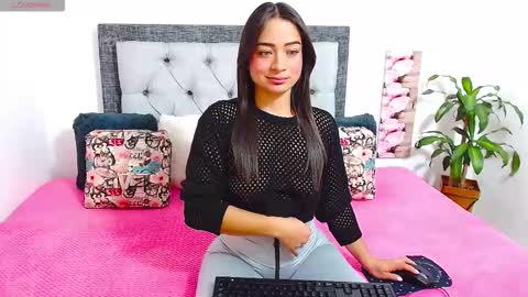 Follow Instagram katikloving online show from January 15, 2026, 7:57 am