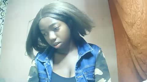 katissia9794 online show from February 16, 2026, 11:34 pm