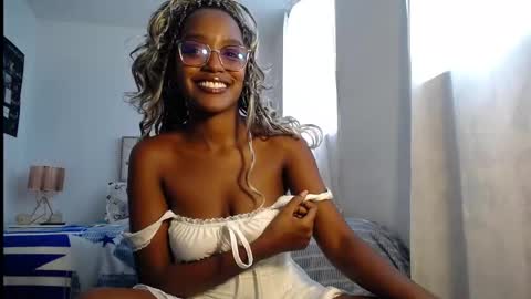 Snapshot of katitabonny chatting on December 21, 2025, 8:49 pm katitabonny online show from December 21, 2025, 8:49 pm