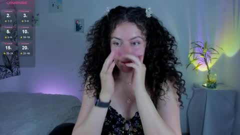 Kati  online show from April 29, 2026, 8:59 pm