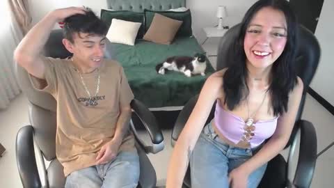 Snapshot of katnia_and_marcuz chatting on December 31, 2024, 1:19 pm Katnia and Marcuz online show from December 31, 2024, 1:19 pm