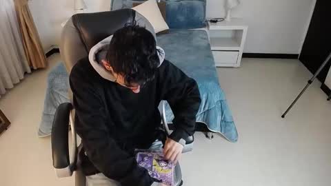 Snapshot of katnia_and_marcuz chatting on February 7, 2025, 12:39 pm Katnia and Marcuz online show from February 7, 2025, 12:39 pm