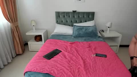 Snapshot of katnia_and_marcuz chatting on March 8, 2025, 6:16 pm Katnia and Marcuz online show from March 8, 2025, 6:16 pm