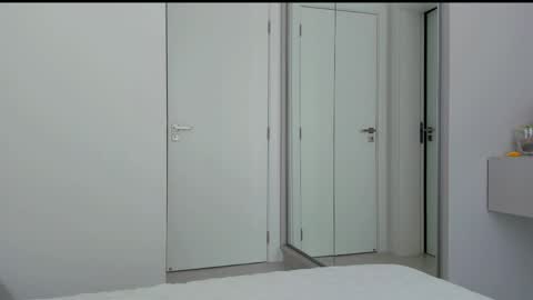 Katrin online show from March 29, 2026, 4:18 pm