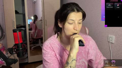 Snapshot of katrin_kristal chatting on January 12, 2025, 12:55 pm naked in pvt show 100 tk online show from January 12, 2025, 12:55 pm
