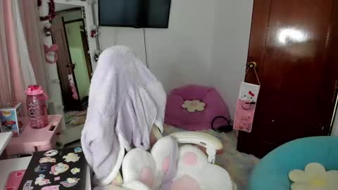 Snapshot of katrinrosex chatting on March 11, 2025, 1:16 am Katrin  online show from March 11, 2025, 1:16 am