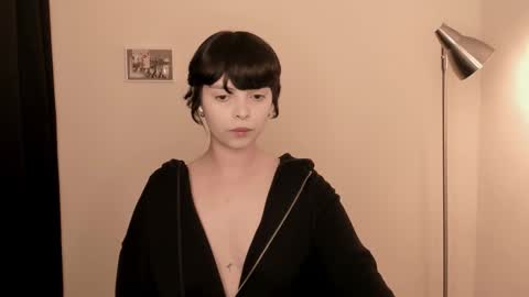 katsuro online show from November 19, 2025, 8:09 pm