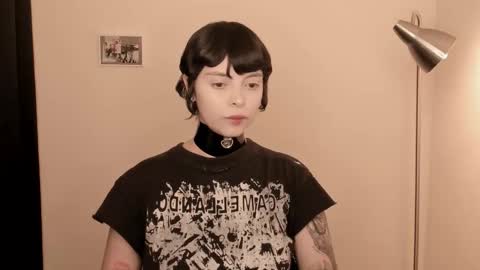 katsuro online show from December 13, 2025, 9:53 pm