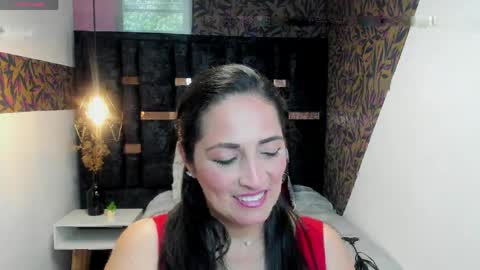 Snapshot of kattemilf_ chatting on May 5, 2026, 7:44 pm K A T T E online show from May 5, 2026, 7:44 pm