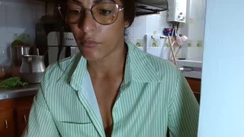 KattleyaGrey online show from March 10, 2025, 3:20 pm