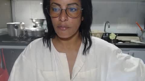 KattleyaGrey online show from November 20, 2025, 8:52 pm