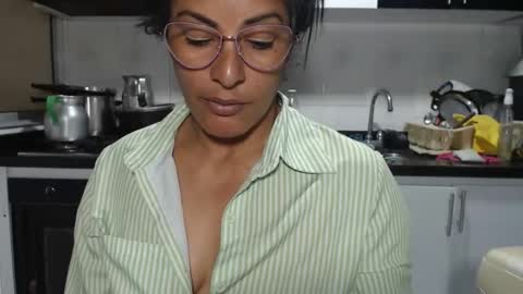 KattleyaGrey online show from January 15, 2026, 8:12 pm