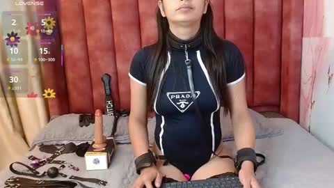 Snapshot of katty_berry_ chatting on May 16, 2026, 8:18 pm Arianna online show from May 16, 2026, 8:18 pm