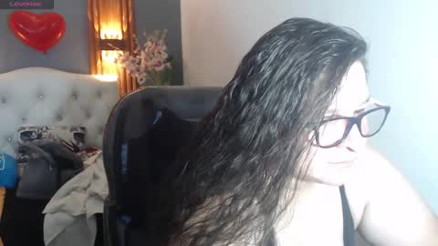 katty online show from February 25, 2026, 9:19 am