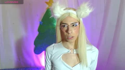 kattycat_ online show from December 15, 2025, 5:01 am