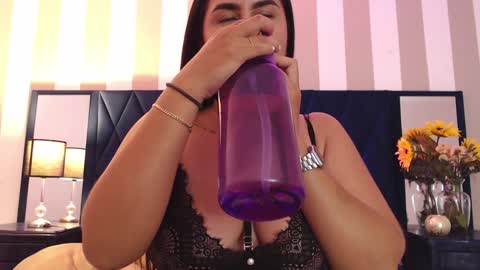 Snapshot of kattyportman chatting on December 8, 2024, 9:13 am Katty online show from December 8, 2024, 9:13 am