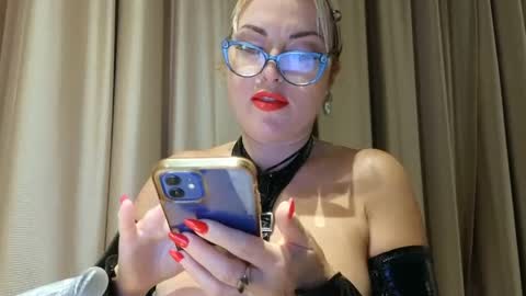 Snapshot of katushax chatting on May 7, 2026, 9:53 pm KatuhaX online show from May 7, 2026, 9:53 pm