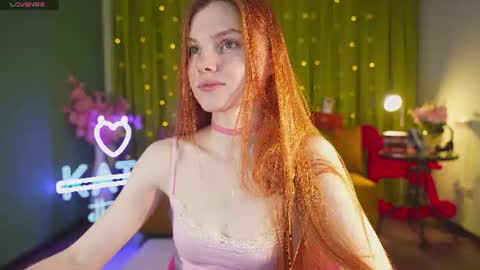 Snapshot of katy_ethereal chatting on July 1, 2026, 3:19 am Katy - online show from July 1, 2026, 3:19 am