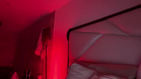 Emily online show from October 12, 2025, 12:53 am