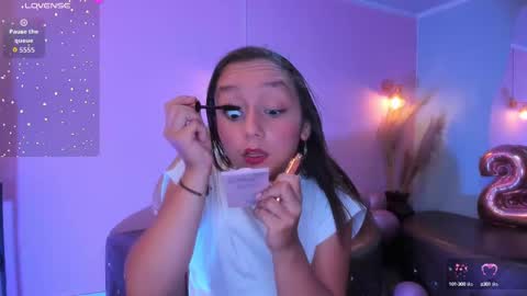 Snapshot of katy_sweet19 chatting on September 11, 2025, 6:41 pm Katy online show from September 11, 2025, 6:41 pm