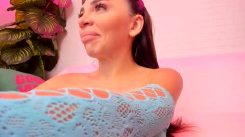 Snapshot of katya__k chatting on October 6, 2025, 5:21 pm katya__k online show from October 6, 2025, 5:21 pm