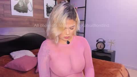 Snapshot of katyablonding chatting on September 29, 2025, 3:50 pm salo online show from September 29, 2025, 3:50 pm