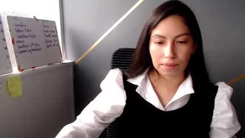 Snapshot of katybelladonna chatting on February 11, 2025, 2:35 pm KATY online show from February 11, 2025, 2:35 pm