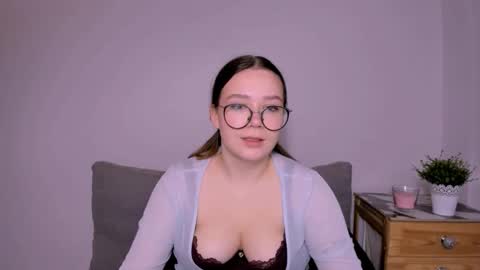 Snapshot of katygentle chatting on November 21, 2025, 5:33 pm Katy online show from November 21, 2025, 5:33 pm