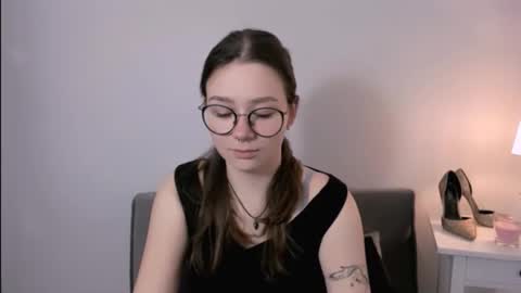 Snapshot of katygentle chatting on February 19, 2026, 4:03 pm Katy online show from February 19, 2026, 4:03 pm