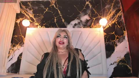 Snapshot of katyhornymilfsexy chatting on April 1, 2026, 11:55 am katy online show from April 1, 2026, 11:55 am