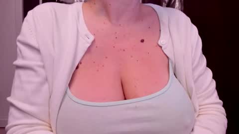 Katy online show from February 11, 2026, 3:11 am