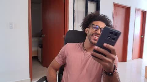 Snapshot of kaurilop chatting on December 30, 2024, 2:08 pm Kauri Lop online show from December 30, 2024, 2:08 pm