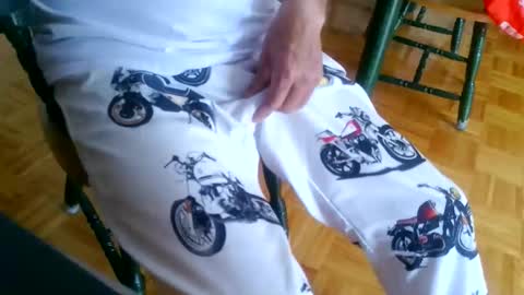 Snapshot of kawa98karbu chatting on June 10, 2026, 7:57 pm kawa98karbu online show from June 10, 2026, 7:57 pm