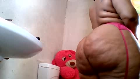 kay_yarms online show from July 20, 2026, 11:45 am