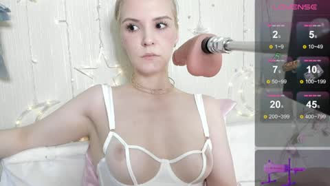 Snapshot of kaya_devis chatting on April 1, 2026, 5:08 am KAYA online show from April 1, 2026, 5:08 am