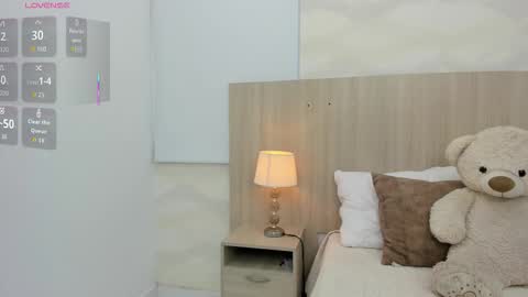   online show from November 16, 2025, 11:16 am