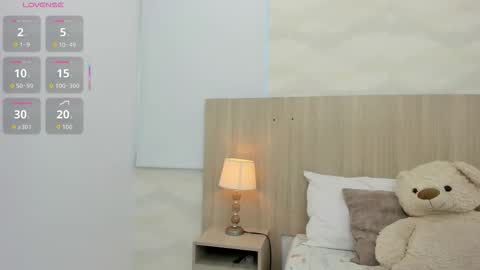   online show from November 30, 2025, 11:14 am