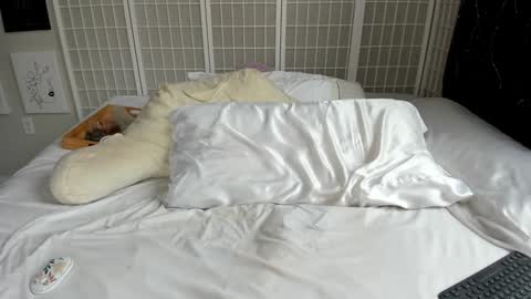 Kayla Cruise online show from January 22, 2025, 5:28 pm