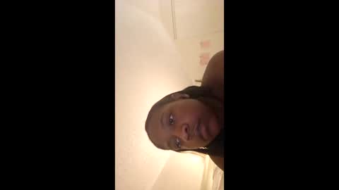 Snapshot of kaylakonquers chatting on April 3, 2026, 2:20 am KaylaKonquers online show from April 3, 2026, 2:20 am