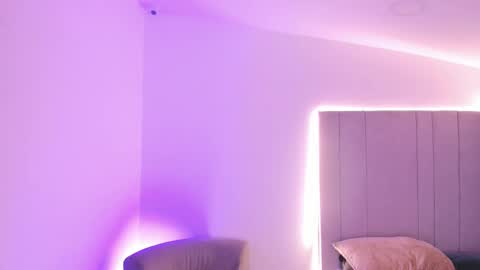 Kayla online show from March 5, 2025, 2:03 am