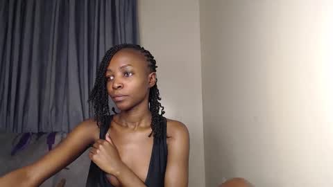 Kaylee online show from May 25, 2026, 10:21 am