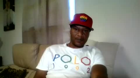 kaylee kakes online show from October 30, 2025, 5:46 pm