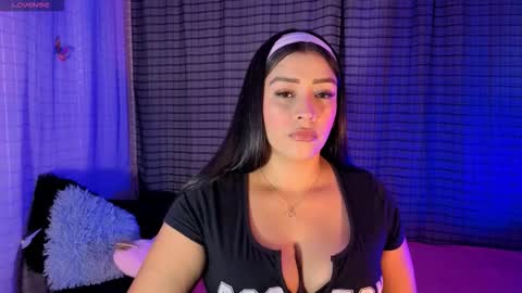 Snapshot of kayleemorales chatting on October 7, 2025, 6:38 pm Kaylee online show from October 7, 2025, 6:38 pm