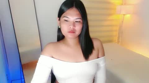 Y O U R        F U T U R E       K A Y L E E  online show from February 15, 2025, 11:06 am