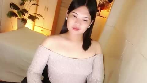 Y O U R        F U T U R E       K A Y L E E  online show from November 28, 2025, 6:43 pm