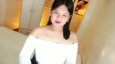 Y O U R        F U T U R E       K A Y L E E  online show from December 20, 2025, 1:12 am